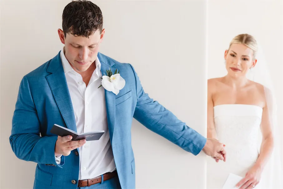 Wedding first look at hotel Unico in Mexico